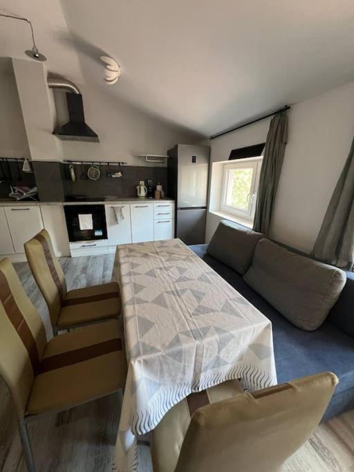 Big Attic Near Tauron Arena Apartment Krakau